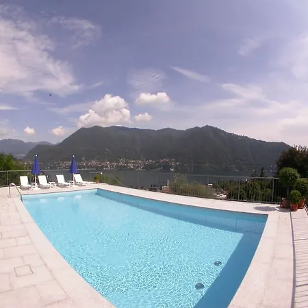 Asnigo Hotell 4*
