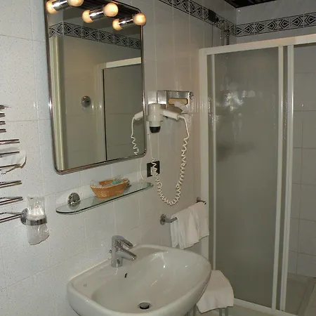 Asnigo 4* Cernobbio