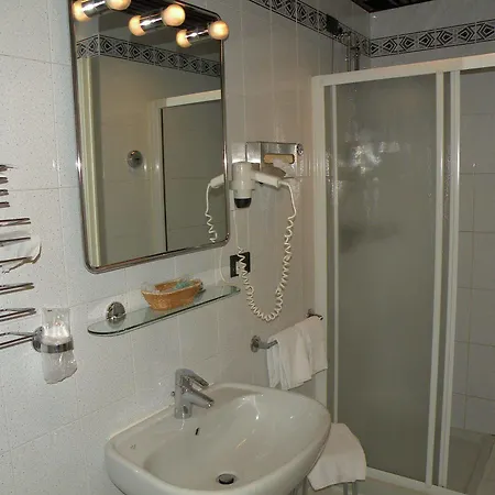Asnigo 4* Cernobbio
